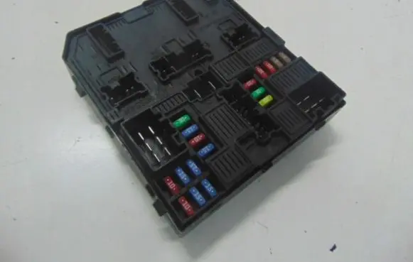 Renault Kadjar BSM Control unit 284B61784R