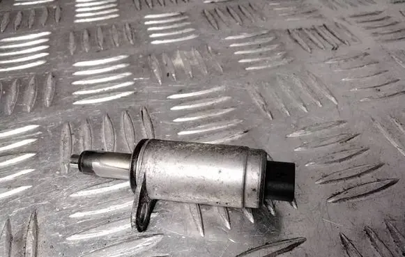 Audi A6 S6 C6 4F Camshaft vanos timing valve 06F103697E 9807242380