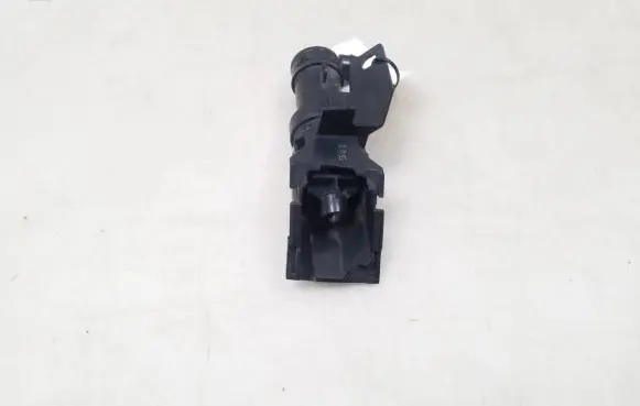 Nissan Murano Z50 Headlight washer spray nozzle