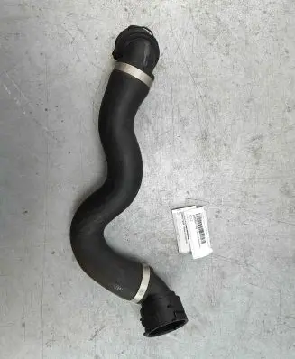 Mercedes-Benz C W205 Engine coolant pipe/hose a2055017484