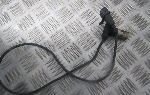 Audi A4 S4 B5 8D Crankshaft position sensor 078905381