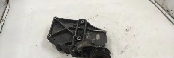 Audi A4 S4 B5 8D A/C compressor mount bracket 52394 028150885a