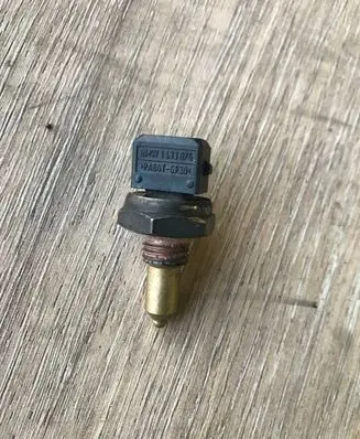 BMW 5 E60 E61 Coolant temperature sensor 1433076