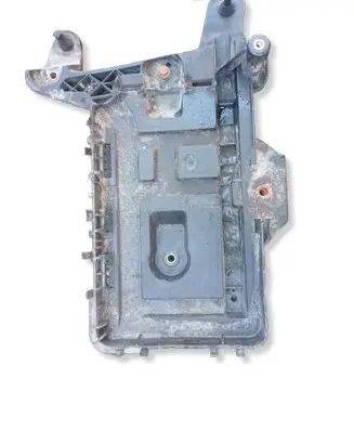 Volkswagen PASSAT B6 Battery tray 1K0915325A