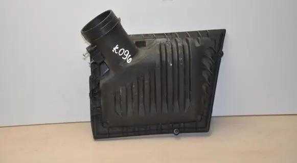 BMW 2 F44 Air filter box