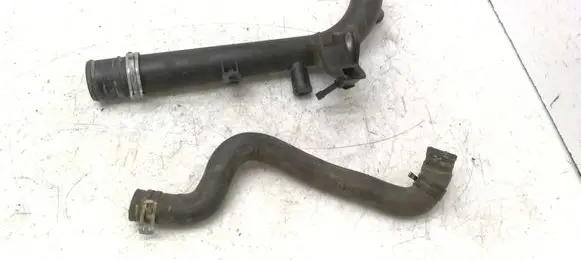 Opel Vectra B Engine coolant pipe/hose 1310327 13126368