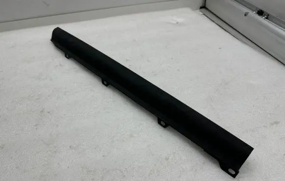 Tesla Model X Other rear door trim element 105367300A