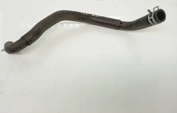 Suzuki Grand Vitara II Engine coolant pipe/hose