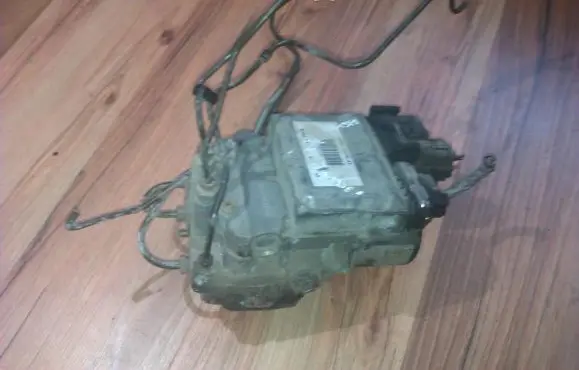 Ford Mondeo MK I ABS Pump F4RF2C219AS F4RF-2C219-AS