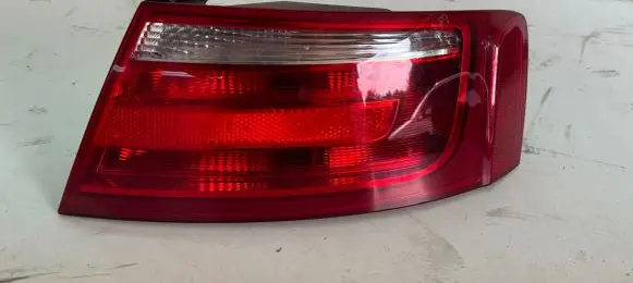 Audi A5 8T 8F Rear/tail lights 8T0945096 34207 AU484