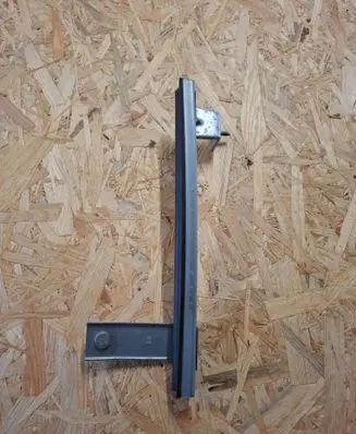 Ford Mustang VI Front door coupe window/glass frame FR3B63263A20