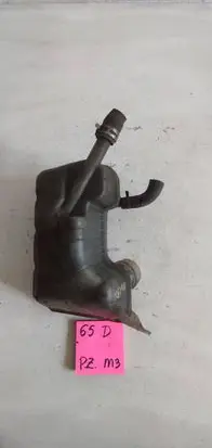 Renault Clio II Coolant expansion tank/reservoir 8200242036