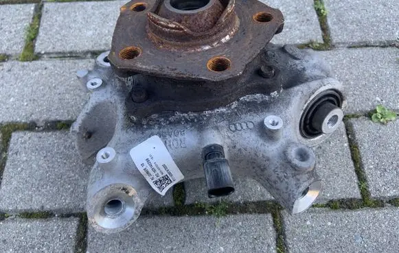 Audi Q5 SQ5 Rear wheel hub 80A505436J 80A505460B 80A407625B