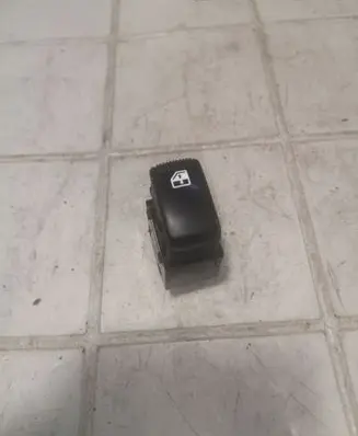 Hyundai Tucson JM Electric window control switch