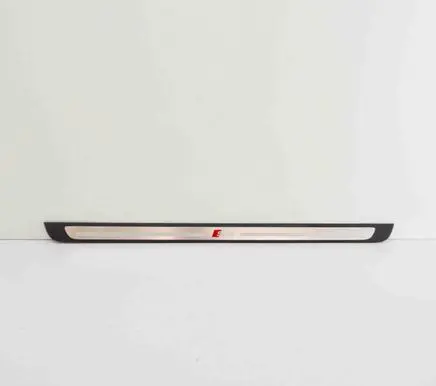 Audi A3 S3 8V Front sill trim cover 8V3853491A