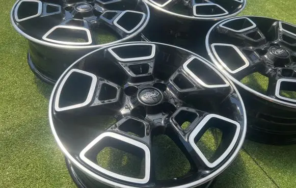 Ford B-MAX R17 alloy rim 