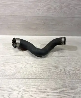 BMW 3 E90 E91 Intercooler hose/pipe 8513289