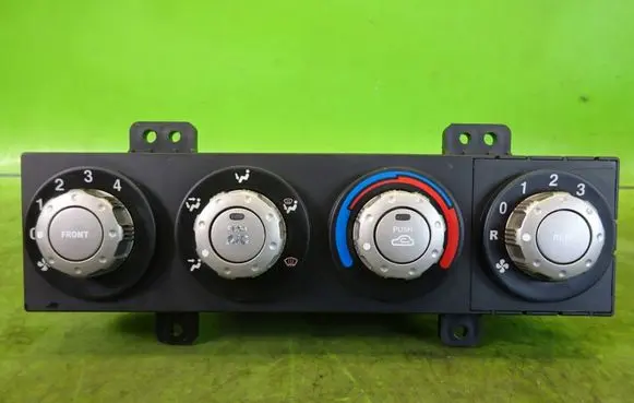 KIA Carnival Climate control unit 0K53C6119X