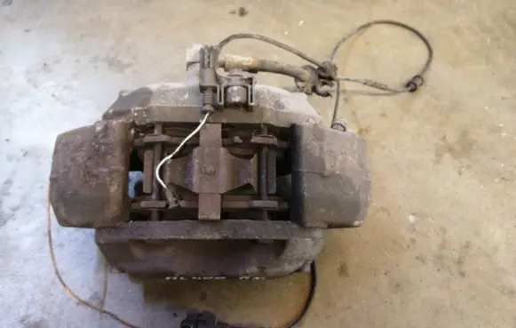 Mercedes-Benz ML W163 Front brake caliper