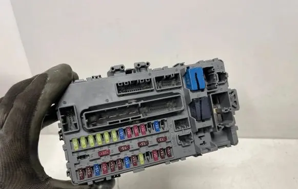 Honda Accord Fuse box set TL0G410QN