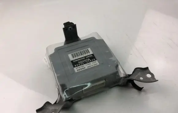 Toyota Prius (XW30) Engine control unit/module ECU 8953547020