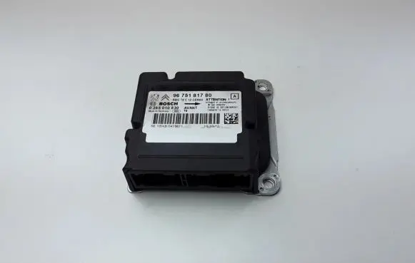 Peugeot 3008 I Airbag control unit/module 9675181780