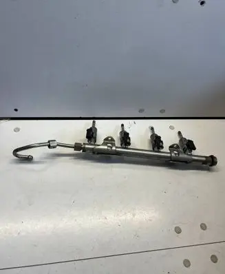 Audi A4 S4 B9 Fuel main line pipe 04E133320D