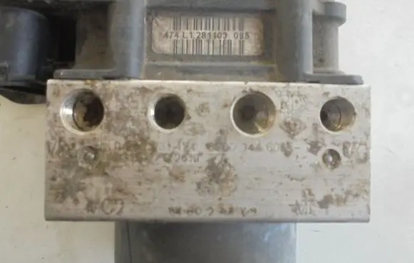 Renault Scenic II - Grand scenic II ABS Pump
