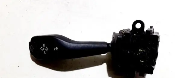 BMW X5 E53 Indicator stalk 8363668 01104010