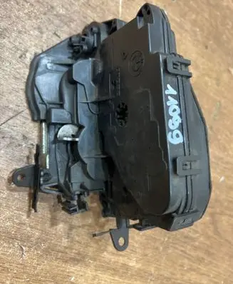 BMW 3 E90 E91 Rear door lock 7060296