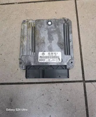 Volkswagen Transporter - Caravelle T5 Engine control unit/module 038906016A 1039S03003 0281010735