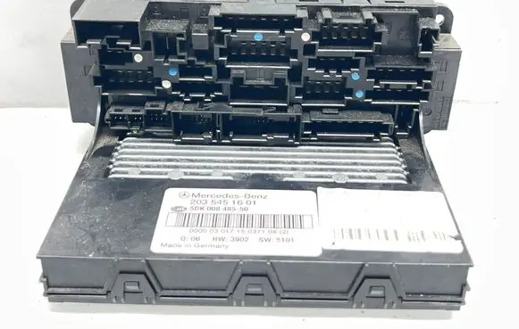 Mercedes-Benz C W203 Fuse box set 2035451601 5DK00848550