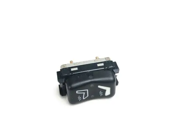Mercedes-Benz C W202 Seat heating switch 1408206010