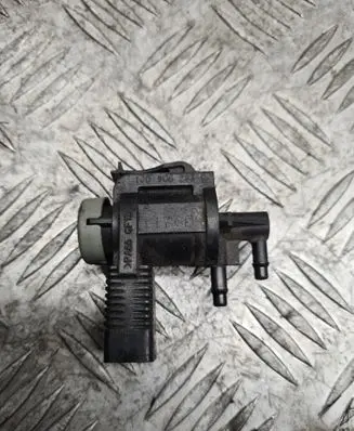 Volkswagen Golf IV Turbo solenoid valve 1J0906283C