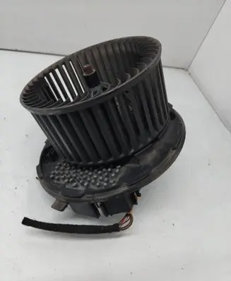 Volkswagen Golf Plus Heater fan/blower 3C1820015E CZ0160600861
