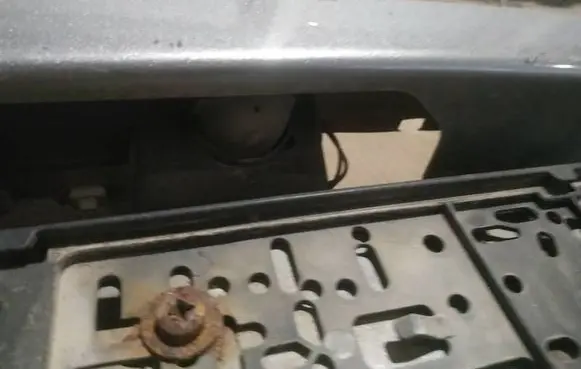 Suzuki Swift I Number plate light