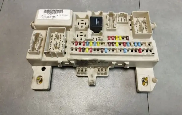 Ford Focus Fuse module 4M5T14A073BF