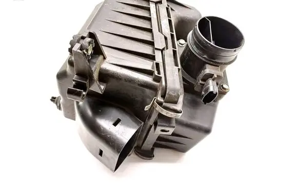 Suzuki SX4 S-Cross Air filter box 62M-A01