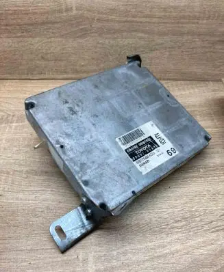Toyota Avensis T250 Engine control unit/module ECU 8966105690 1758006326