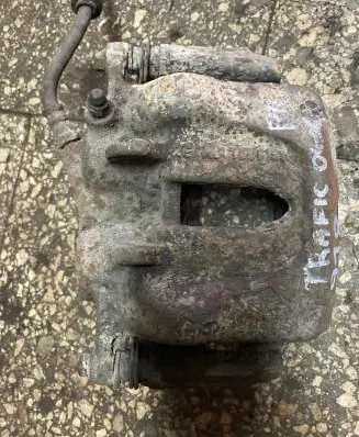 Renault Trafic II (X83) Front brake caliper