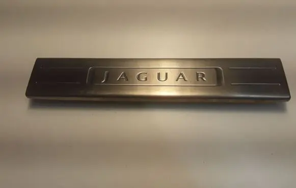 Jaguar XJ X351 Front sill trim cover AW9313201