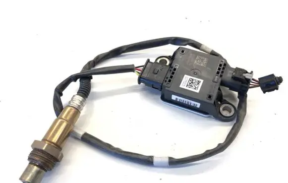 Volkswagen Transporter - Caravelle T6 Lambda probe sensor 05L906261F