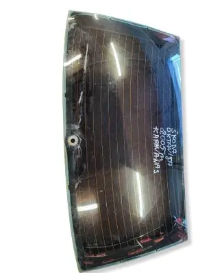 Skoda Octavia Mk2 (1Z) Rear windscreen/windshield window 