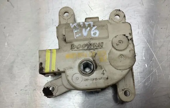 KIA EV6 Air flap motor/actuator H400730912