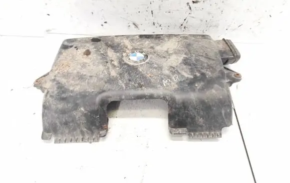 BMW 1 E81 E87 Engine cover (trim) 1023310S01