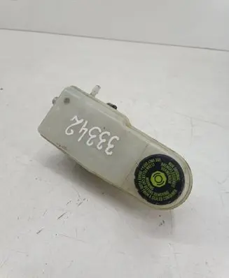 Mitsubishi Colt Master brake cylinder 32067272D