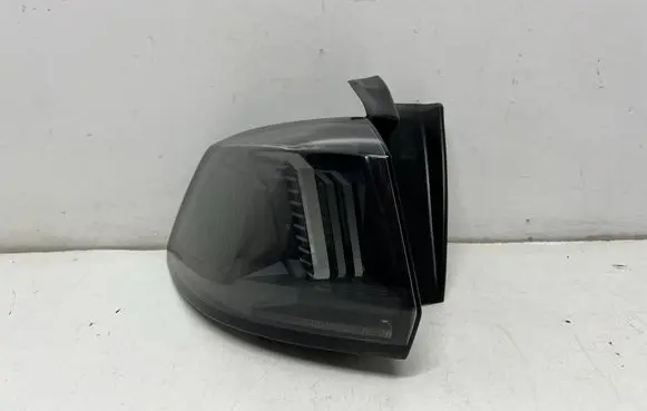 Peugeot 5008 II Rear/tail lights 9836231680 82170101