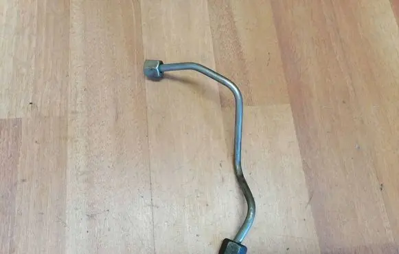 Citroen C4 Grand Picasso Fuel injector supply line/pipe 1570Q2