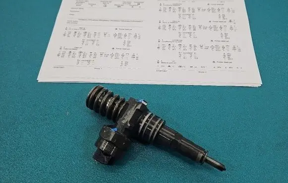 Volkswagen PASSAT B5.5 Fuel injector 0414720015 IMPRK1593887