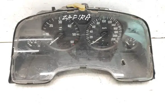 Opel Zafira A Speedometer (instrument cluster) 24461749JB 110080208